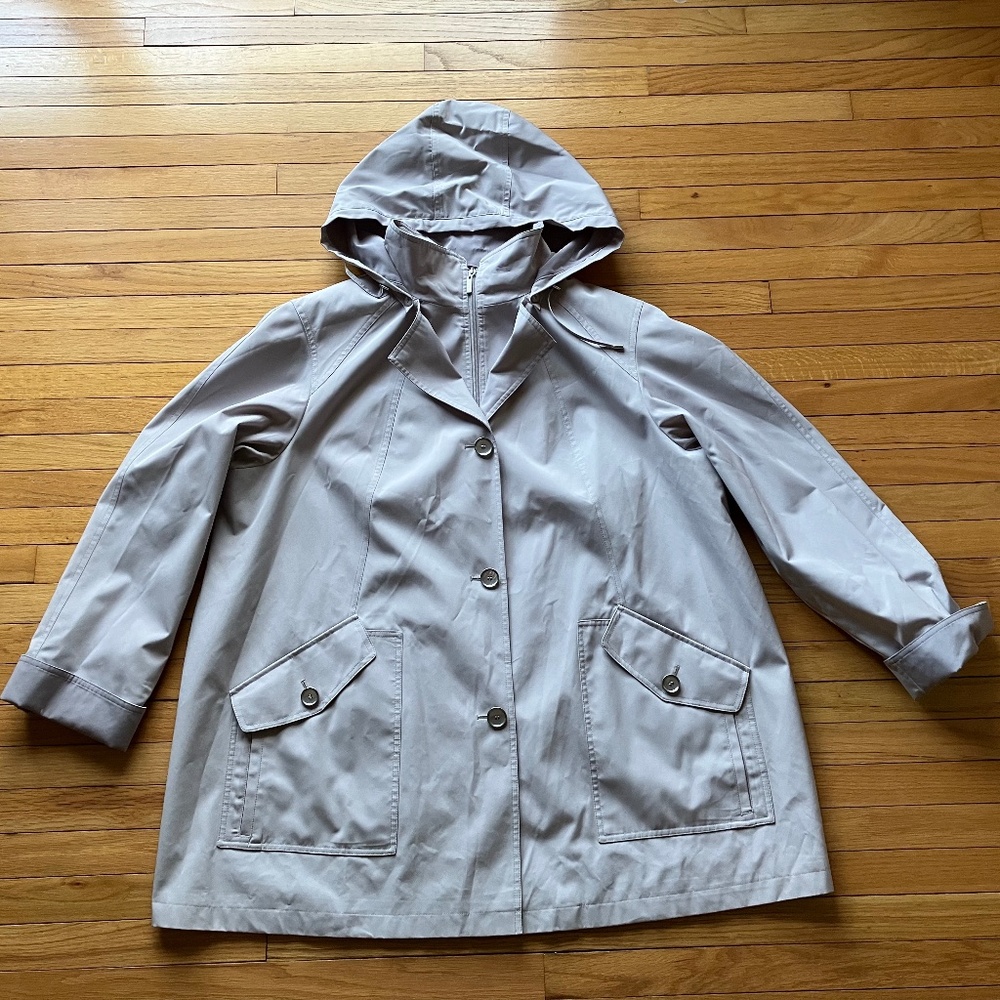 Gallery Raincoat Jacket 2X light gray/tan with removable hood